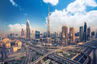 Oxford Economics forecasts 4.8% growth for UAE economy by 2025